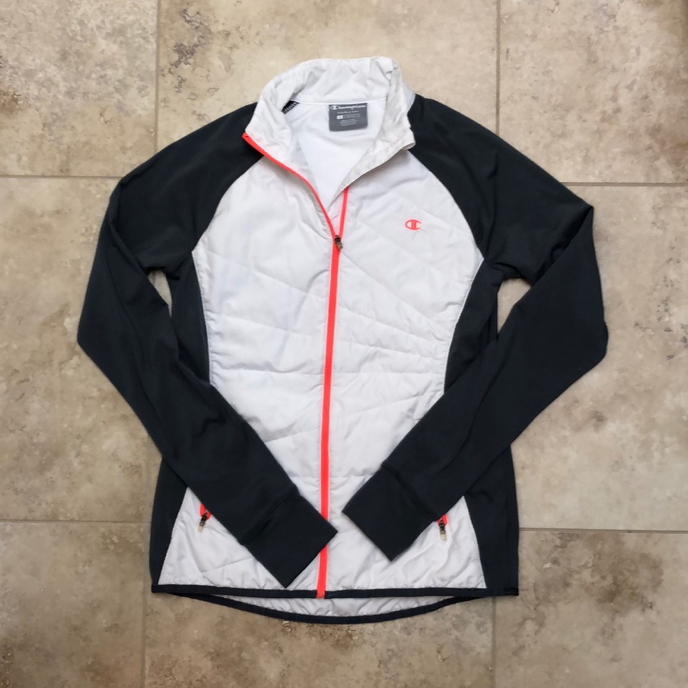 Champion layering puffy zip up